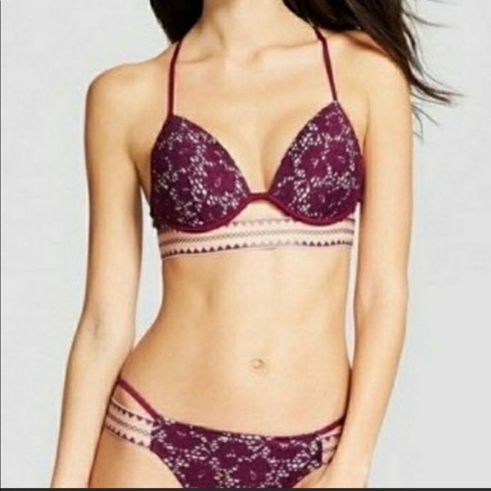 NEW Shade and Shore bikini top 👙 Size 34B 34D bra fit crochet lace swim NWT s m